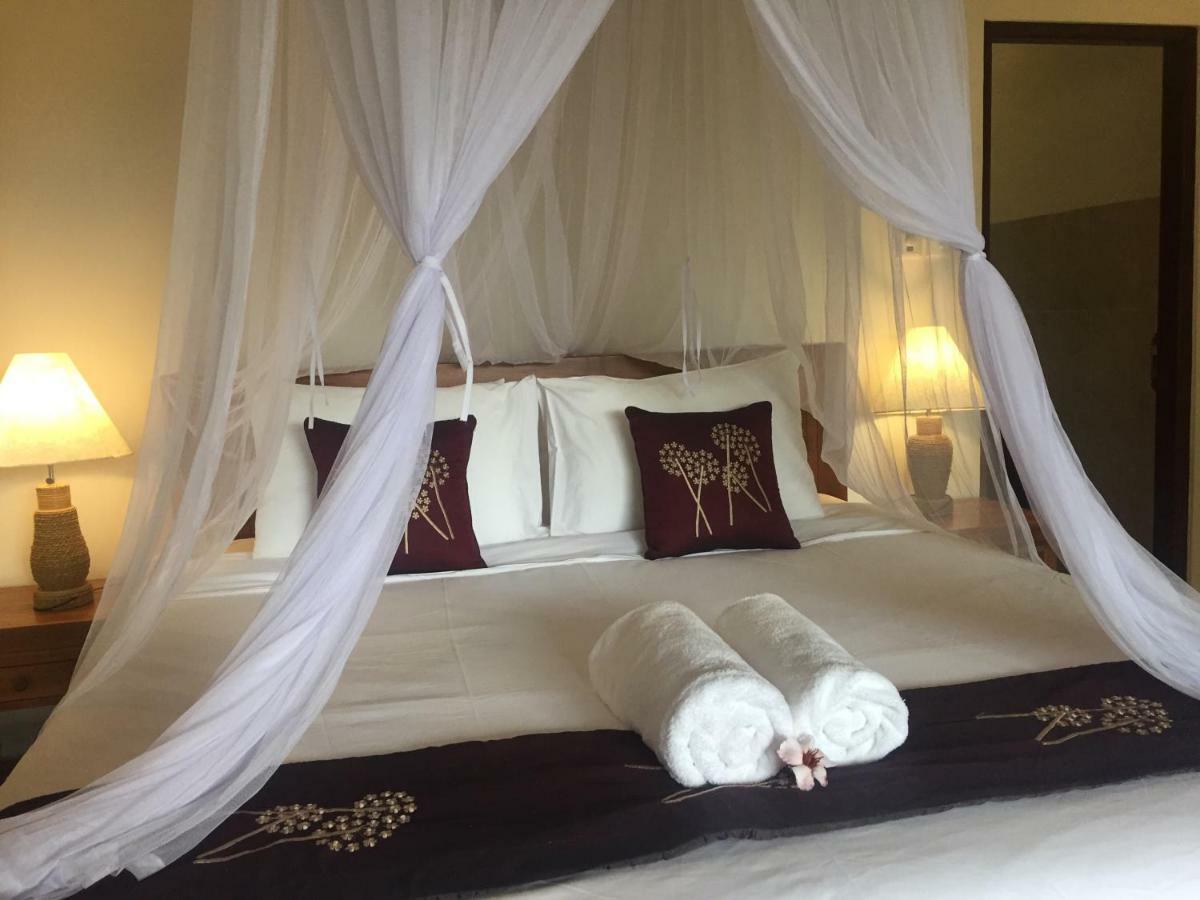 Hidden Point Villa อูบุด ภายนอก รูปภาพ